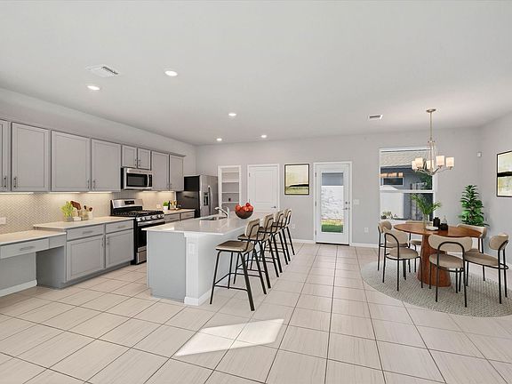 5th image of 8816 Whitter Dr #A