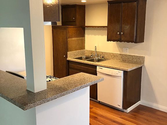 3rd image of 5343 Rosemead Blvd APT 23