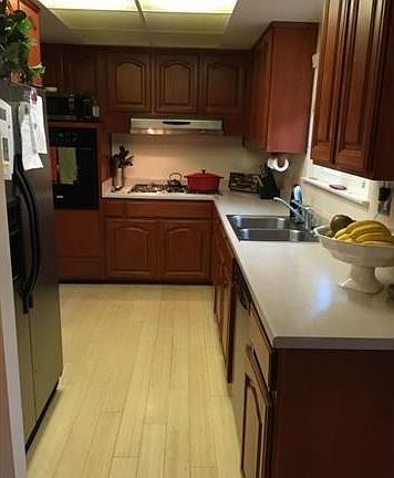 2nd image of 216 Coronado Dr