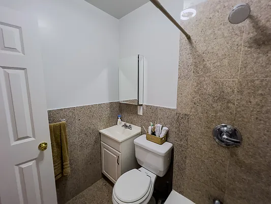 Rented by Denise Rosenblum, LREB | media 43