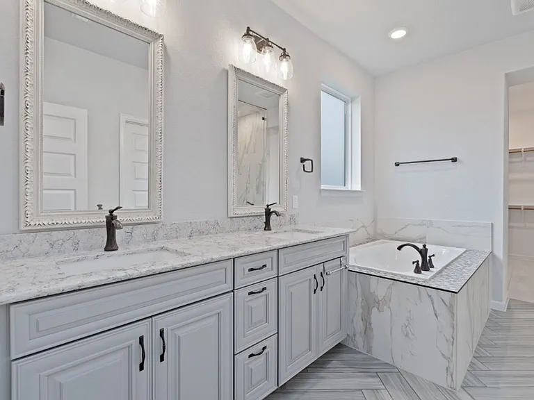 8316 Looksee Ln — Photo 22