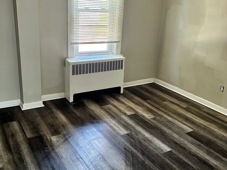340 N Hook Rd #1 — Photo 6
