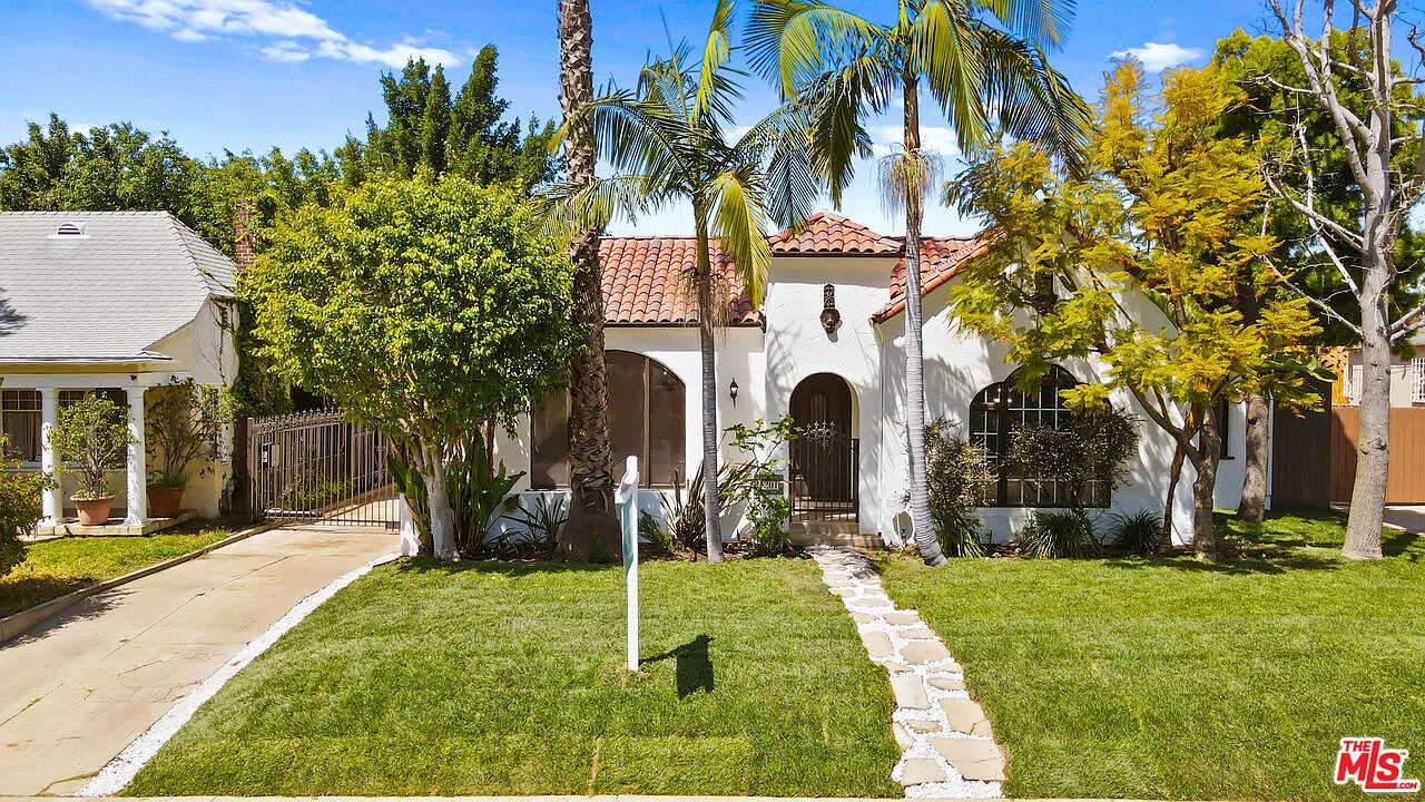 3 bed, 2.0 bath, 1845 sqft, $7,000 — Photo 1
