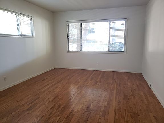 4th image of 1018 20th St #A