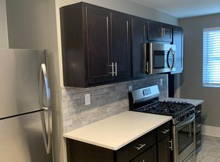 1223 McNeilly Ave APT 1, Pittsburgh, PA 15216