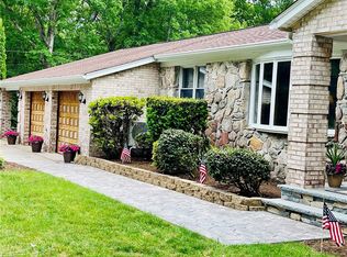 686 Plainfield Pike, Scituate, RI 02857