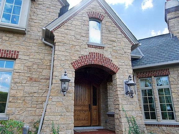 4th image of 38W595 Forest Glen Ct