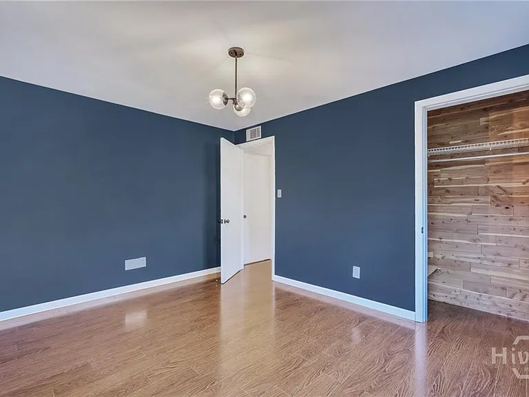 2337 Shirley Dr — Photo 28