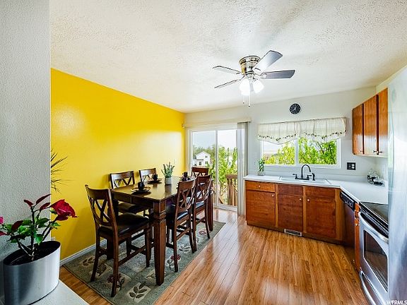 5th image of 9076 W Galbreath Way