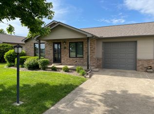 1255 Newcastle Rd, Washington, IL 61571