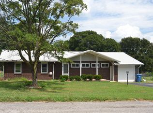 112 Billy Dr, Cassville, MO 65625