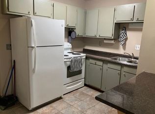 1817 W Galbraith Rd APT B, Cincinnati, OH 45239