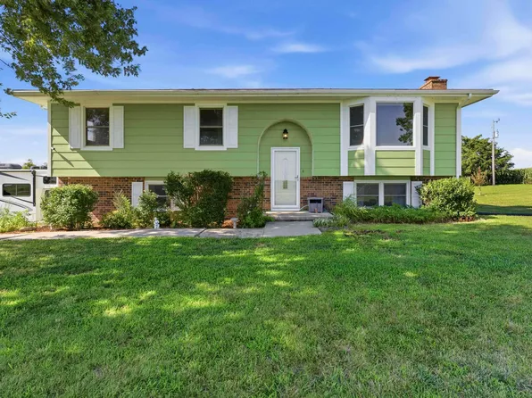 6210 K 18 Hwy, Junction City, KS 66441