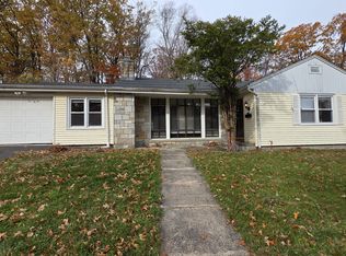 60 Fountain Ter #A, New Haven, CT 06515