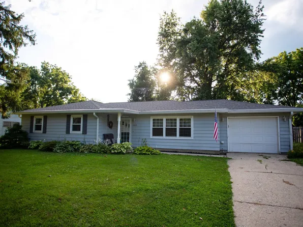 1806 W Norwood Dr, Muncie, IN 47304