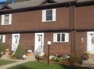 234 Candlewood Dr, Enfield, CT 06082