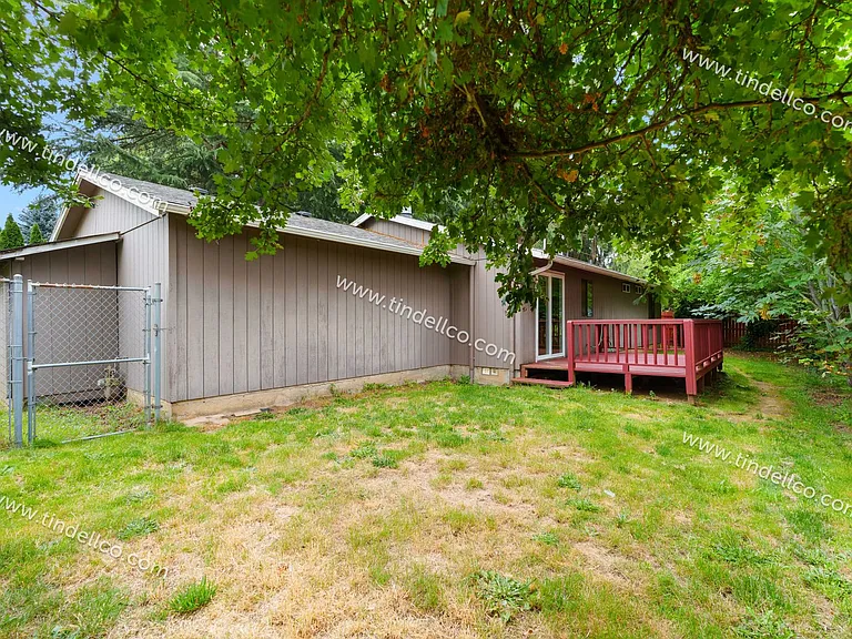 5281 NE 57th Ave — Photo 18