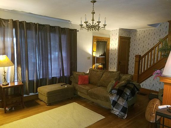 3rd image of 761 Thurman Ave