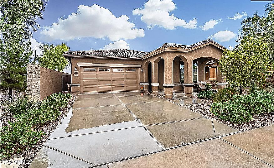 2nd image of 18099 W Ivy Ln