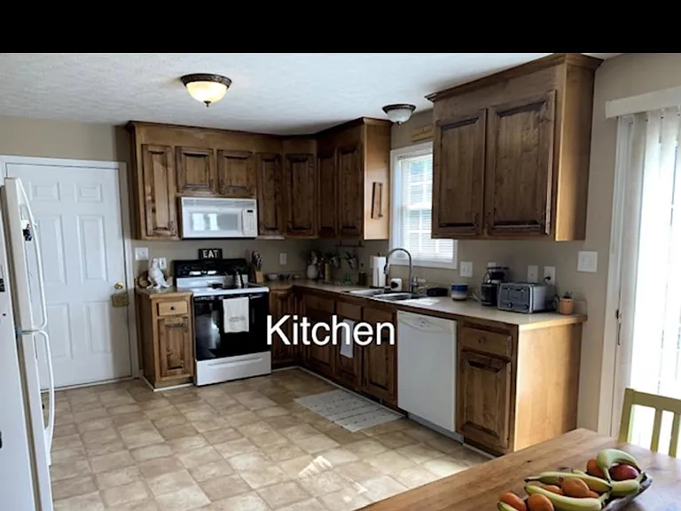 305 Meadow Beauty Ct — Photo 5