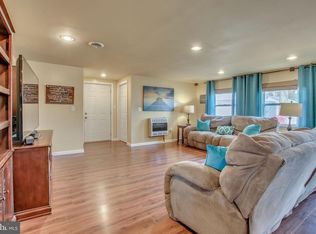 311 Austin Dr, Fairless Hills, PA