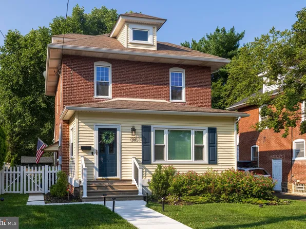 216 S 4th St, North Wales, PA 19454