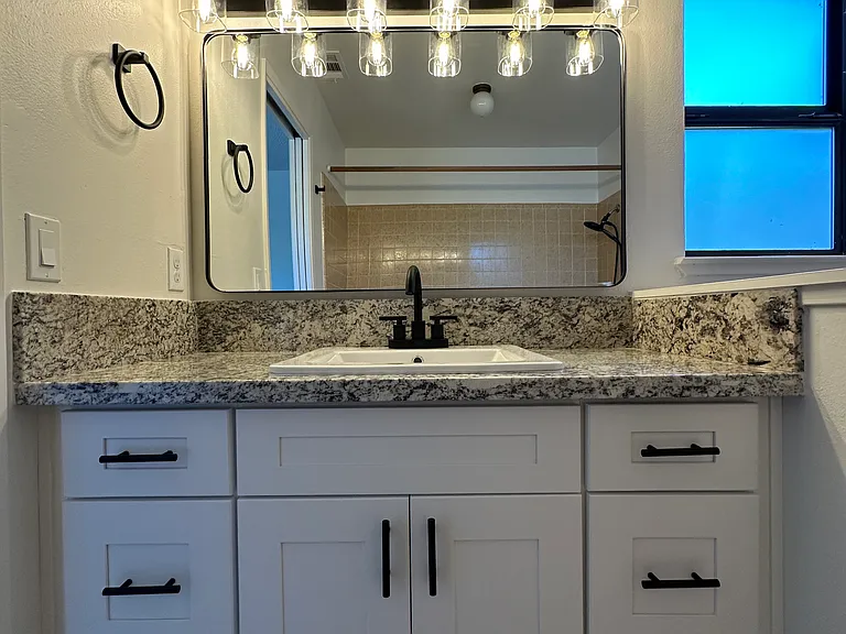 1835 Westminster Ct #1 — Photo 18