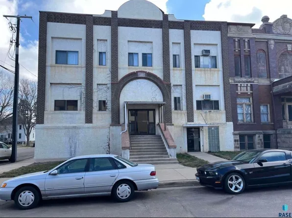 124 N Broadway St, 124 N Broadway St #103, Canton, SD 57013