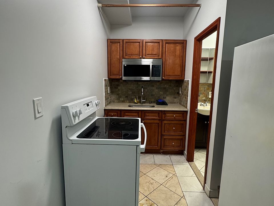 1st image of 563 W 184th St #1W