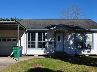 714 W Foley St, Alvin, TX 77511
