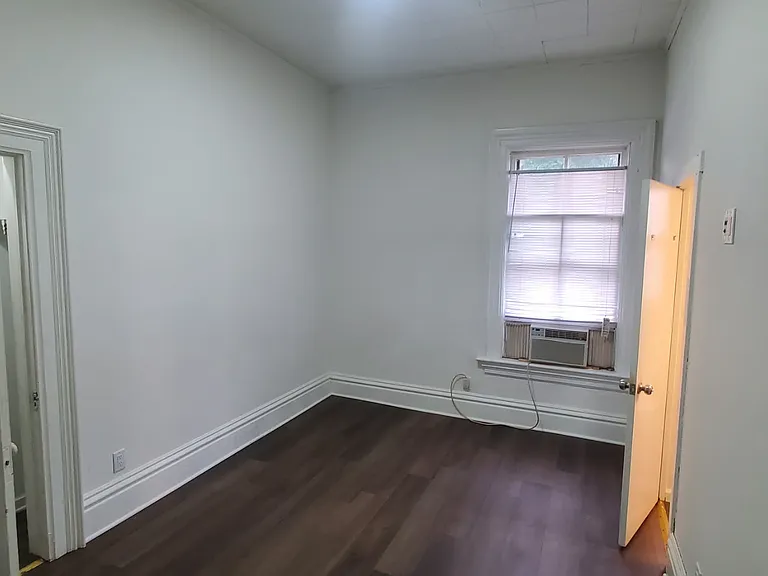 639 McHenry Ave #1 — Photo 8