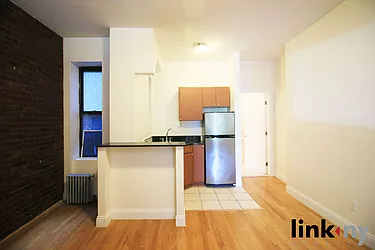 Rented by Link NY Realty