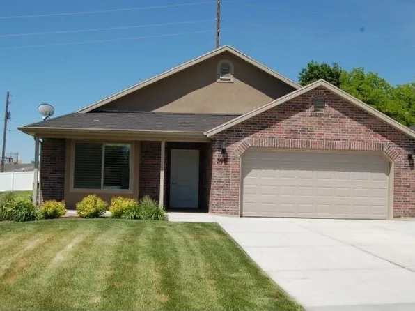 594 W 5450 S, Riverdale, UT 84405