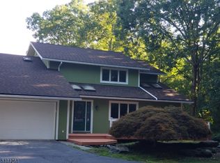37 Old Swartswood Station Rd, Newton, NJ 07860