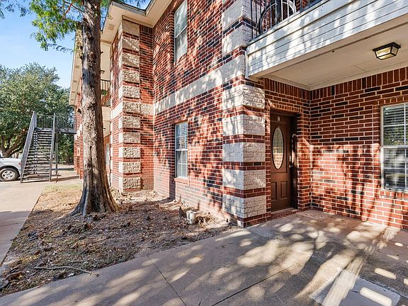 3rd image of 1521 Bagby Ave APT C