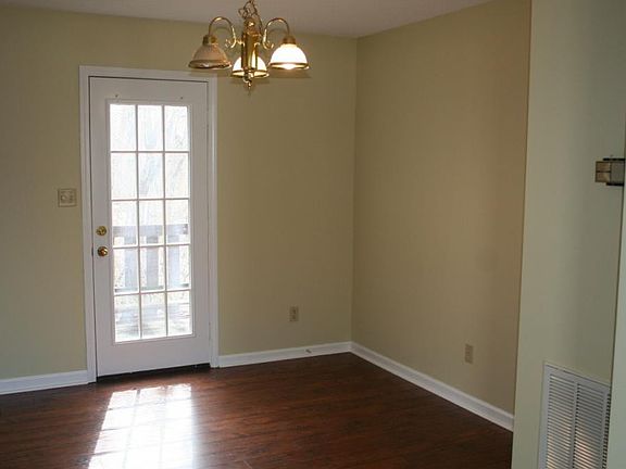 4th image of 2247 Forest Acres Dr #0