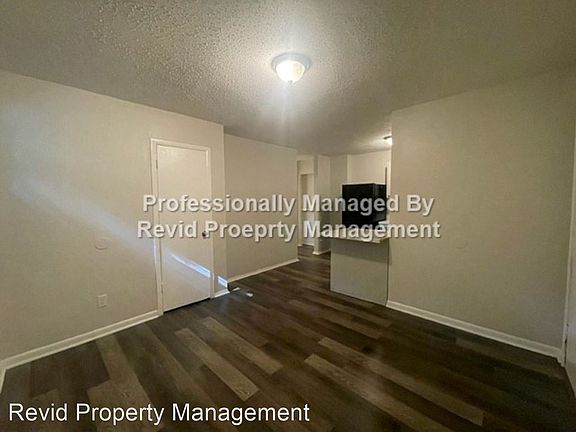3rd image of 374 N Dunlap St #11225088