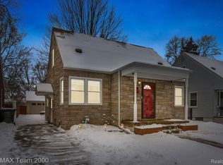 3636 Academy St, Dearborn, MI 48124
