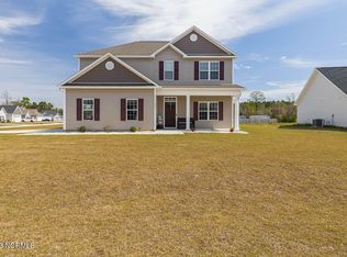 200 Nighthawk Ct, Maysville, NC 28555