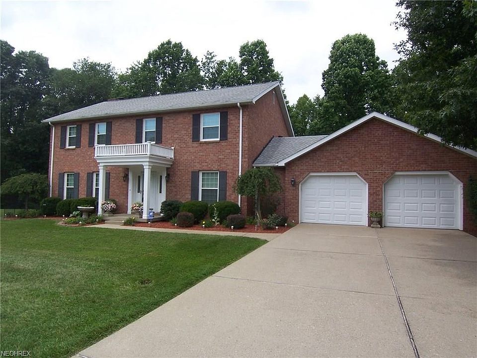 All brick 4 bedroom home on 1.3 acres.  Seller will offer $10,000 towards decorating allowance .