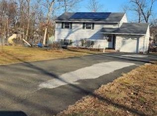 42-42 Edgewood Ter, Bridgewater, NJ 08807