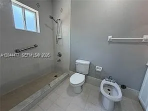 NW 201st Ter — Photo 25