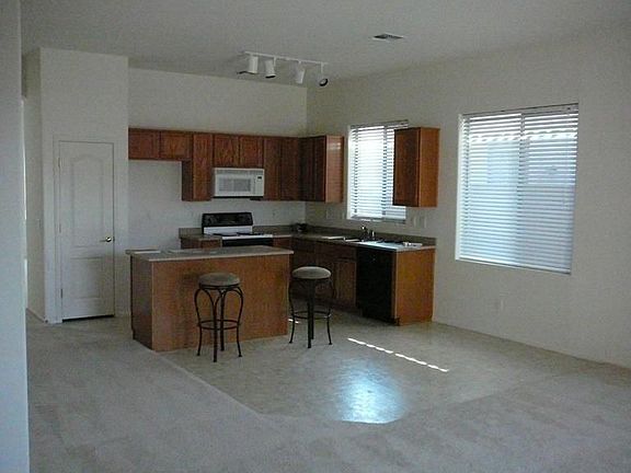 5th image of 16615 W Saguaro Ln