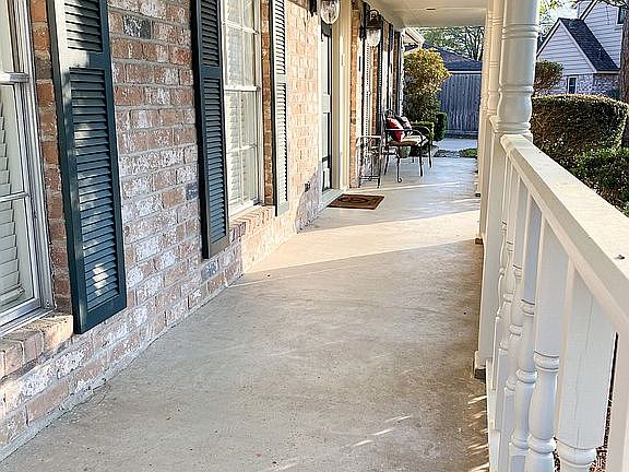 4th image of 12007 Glenway Dr