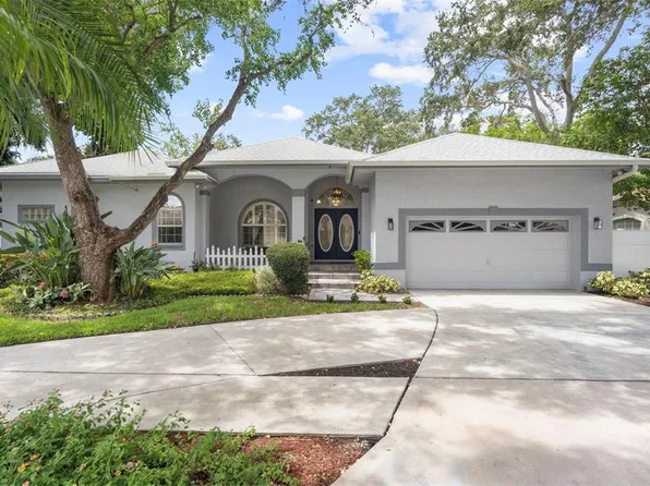 10576 Shady Oak Ln, Seminole, FL 33777