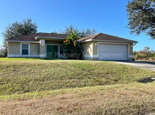 2901 4th St SW, Lehigh Acres, FL 33976