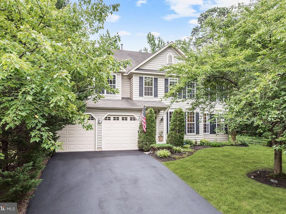 1st image of 1514 McKinan Ct