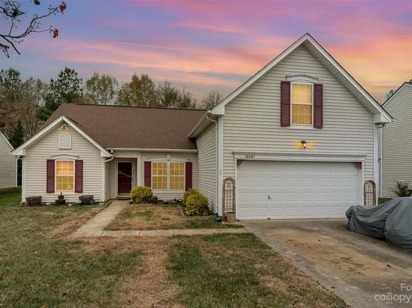 14440 Arlandes Dr, Charlotte, NC 28278