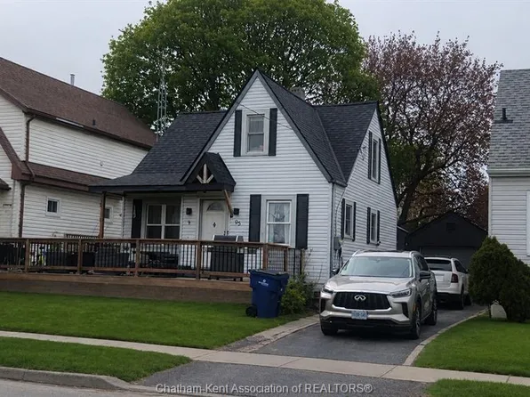 95 Poplar St, Chatham Kent, ON N7L 1K2