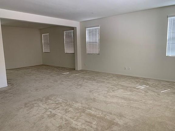 5th image of 3151 E Yountville Dr